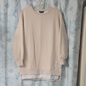 Chic Cream Sweatshirt